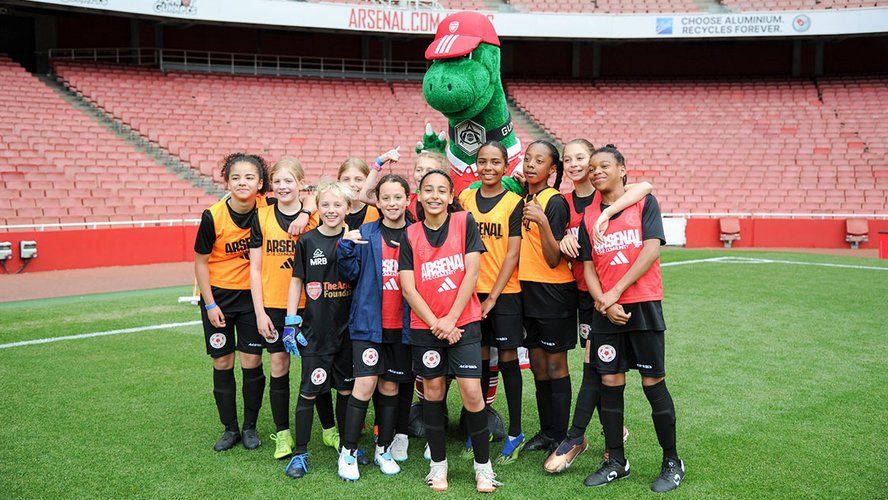 Arsenal in the Community Play on the Pitch