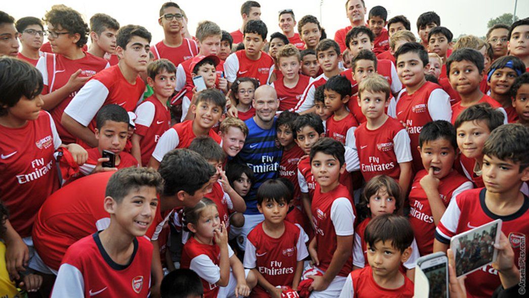 Freddie Ljungberg visits Oman, Dubai and Rome Soccer Schools