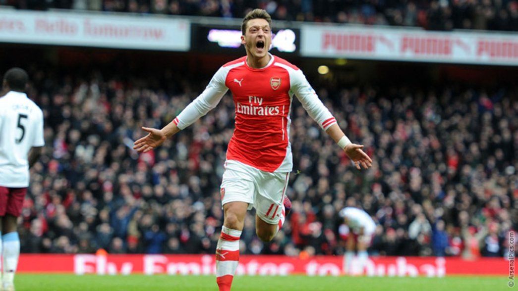 14/15: Arsenal 5-0 Aston Villa - Mesut Ozil