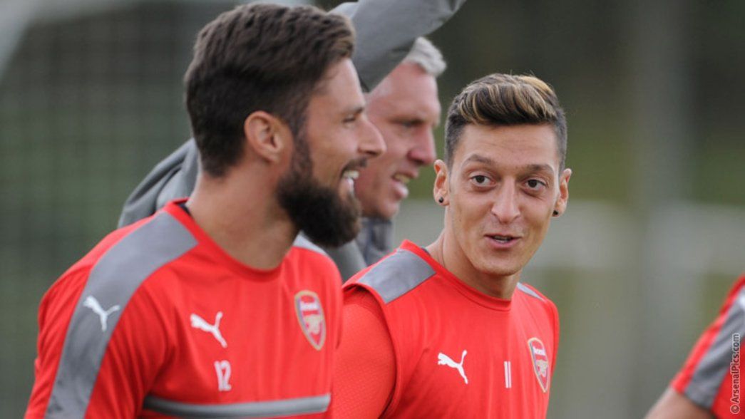 Mesut Ozil and Olivier Giroud in training