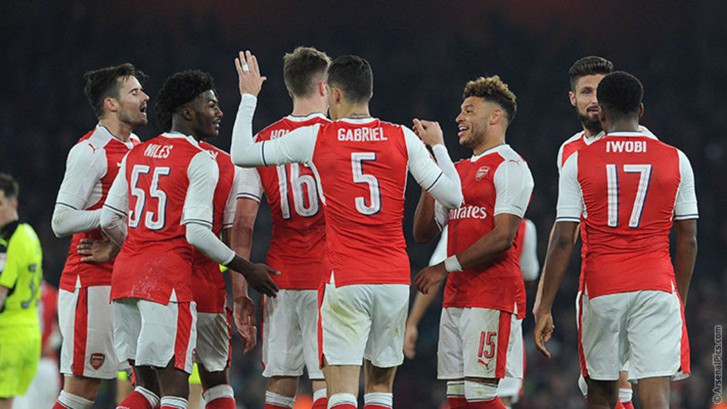 Arsenal celebrate against Reading