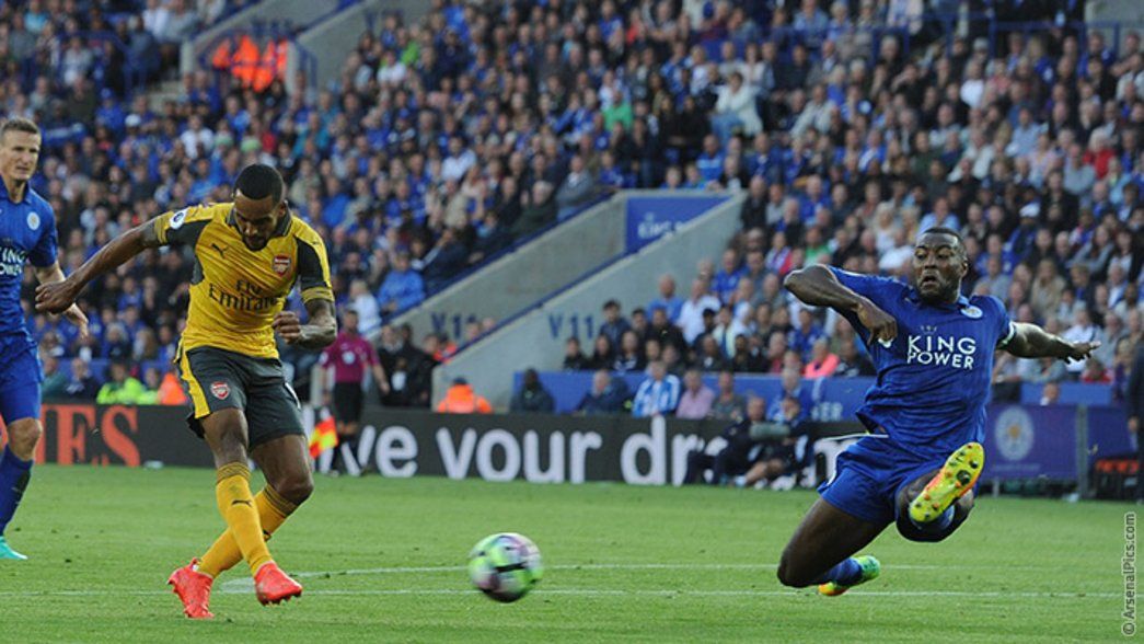 Theo Walcott in action against Leicester