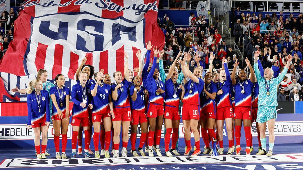 The US Women's National Team celebrate their SheBelieves cup win