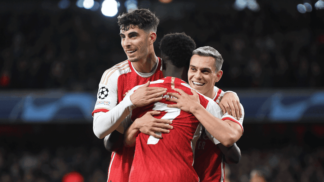 Arsenal celebrate against Sevilla