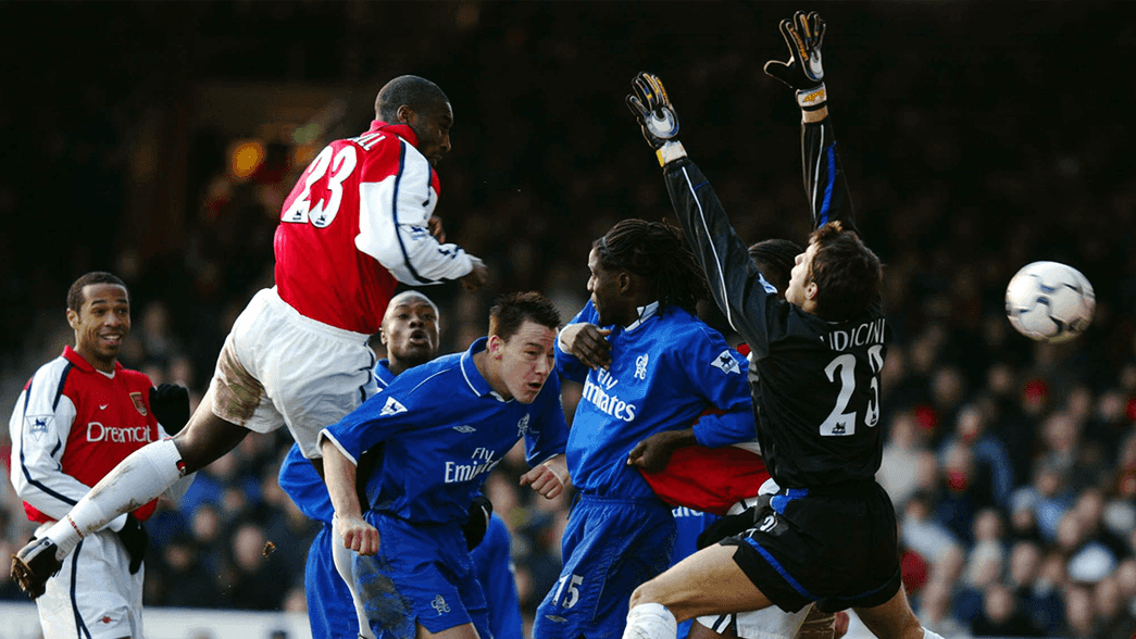 Sol Campbell scores against Chelsea in 2001