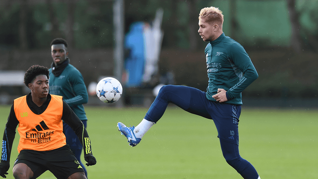 Emile Smith Rowe during a training session