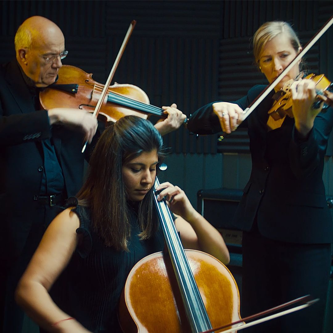 An image of members of the London Sinfonietta performing