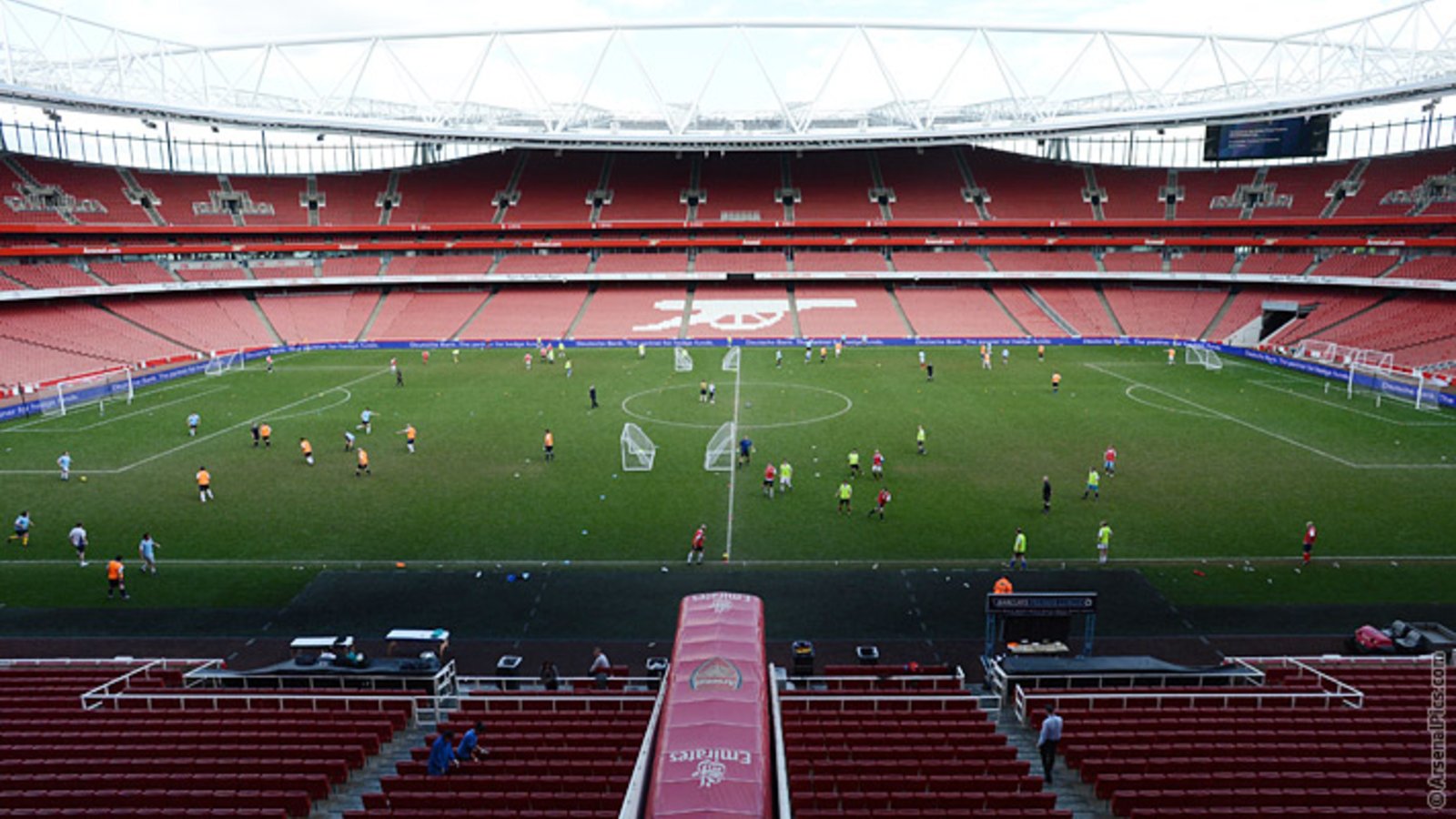 Want To Play On The Emirates Pitch News Arsenal Com