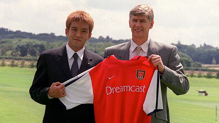 Junichi Inamoto with Arsène Wenger