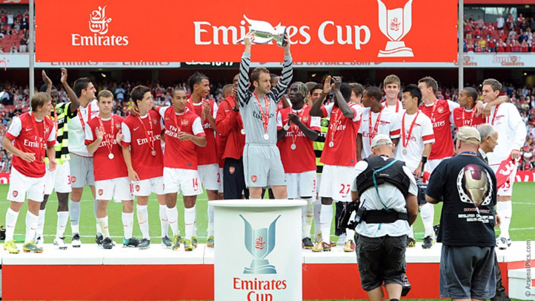 Emirates Cup Winners 2010 - Arsenal