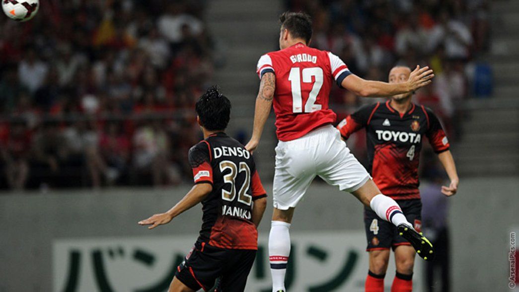 13/14: Nagoya Grampus 1-3 Arsenal - Olivier Giroud