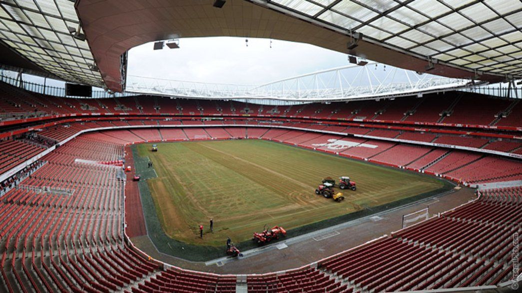 Emirates Stadium pitch renovation