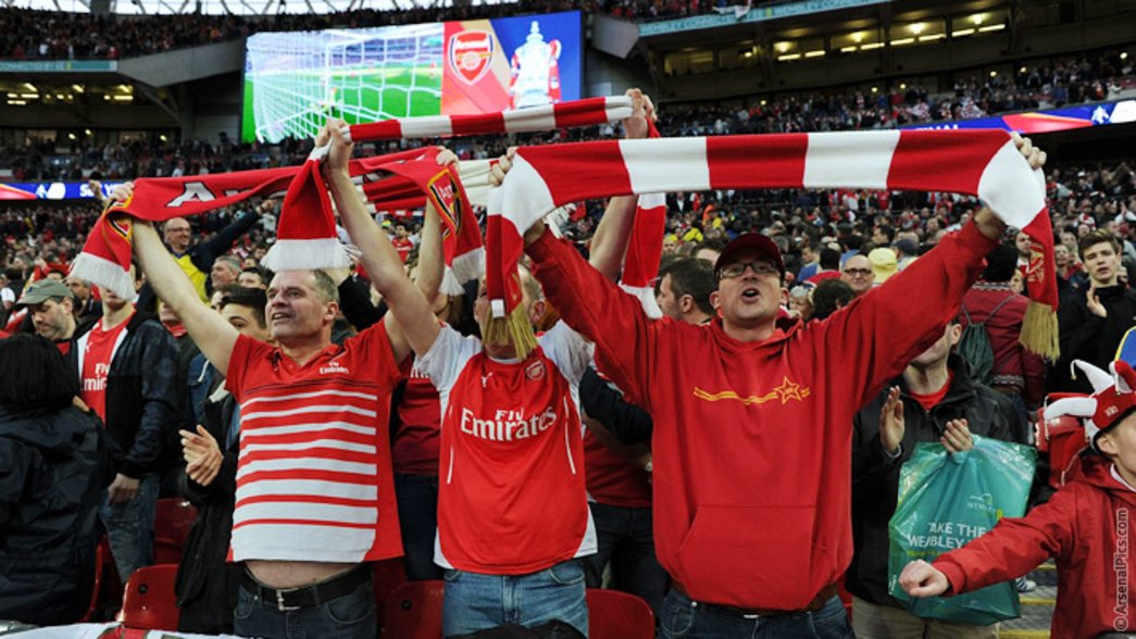 Arsenal fans v Reading