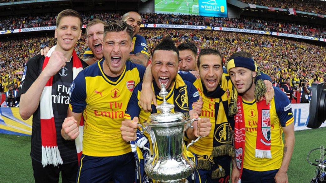 Arsenal celebrate winning the 2015 FA Cup