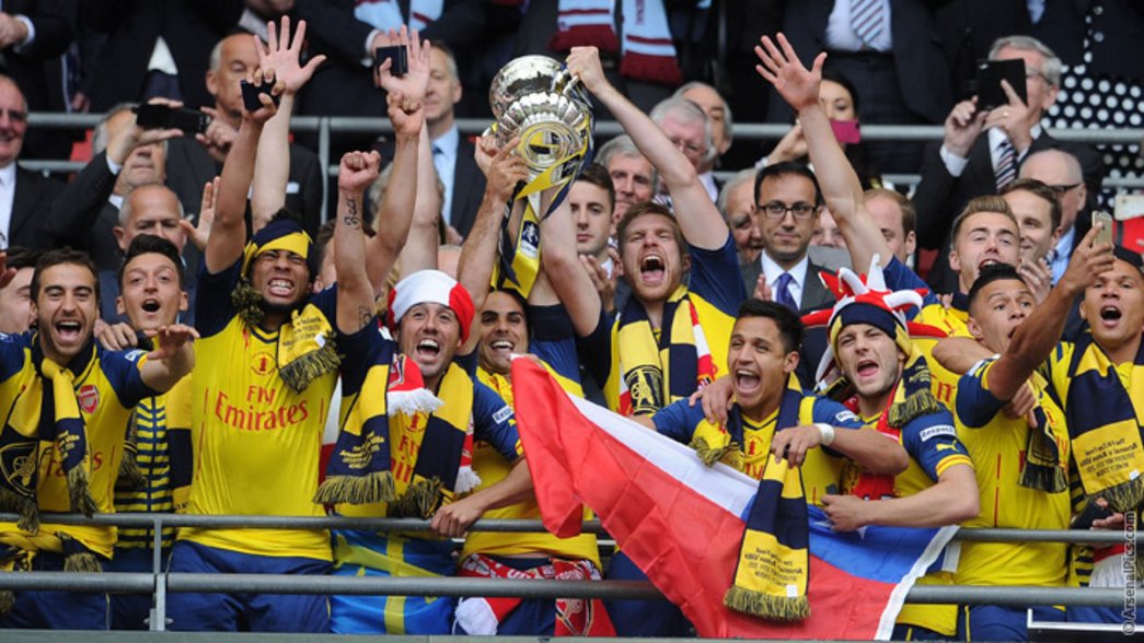 Arsenal celebrate winning the 2015 FA Cup