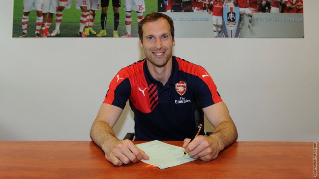 Petr signs for Arsenal