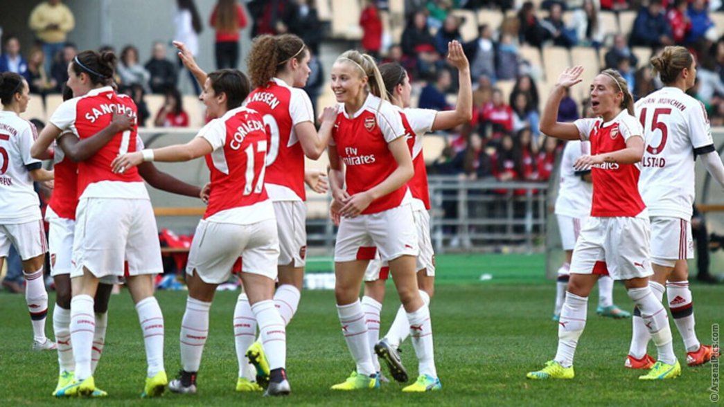 Arsenal Ladies celebrate