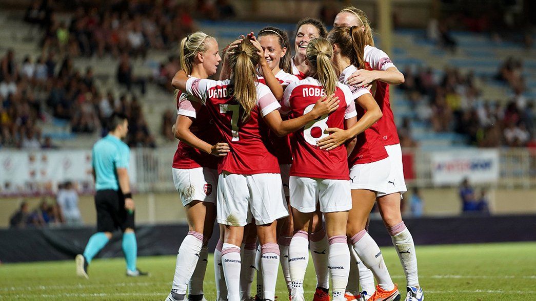 Arsenal Women celebrate against Montpellier 