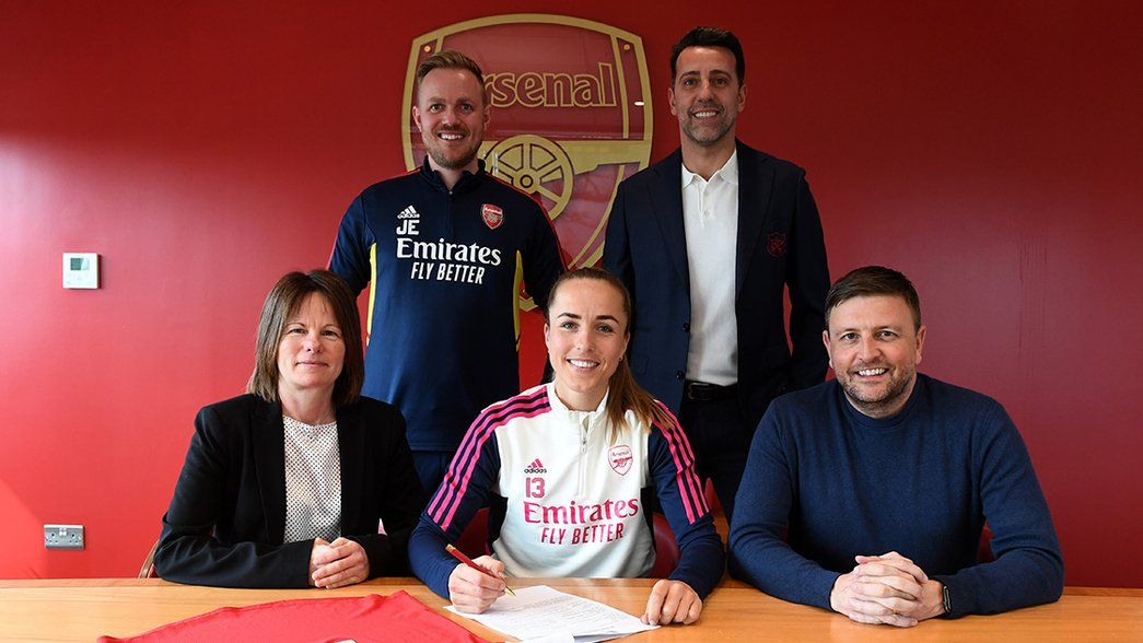 Clare Wheatley, Jonas Eidevall, Edu Gaspar and Richard Garlick sit with Lia Walti as she signs her contract