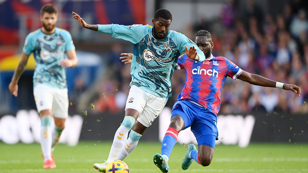 Ainsley Maitland-Niles in action for Southampton against Crystal Palace