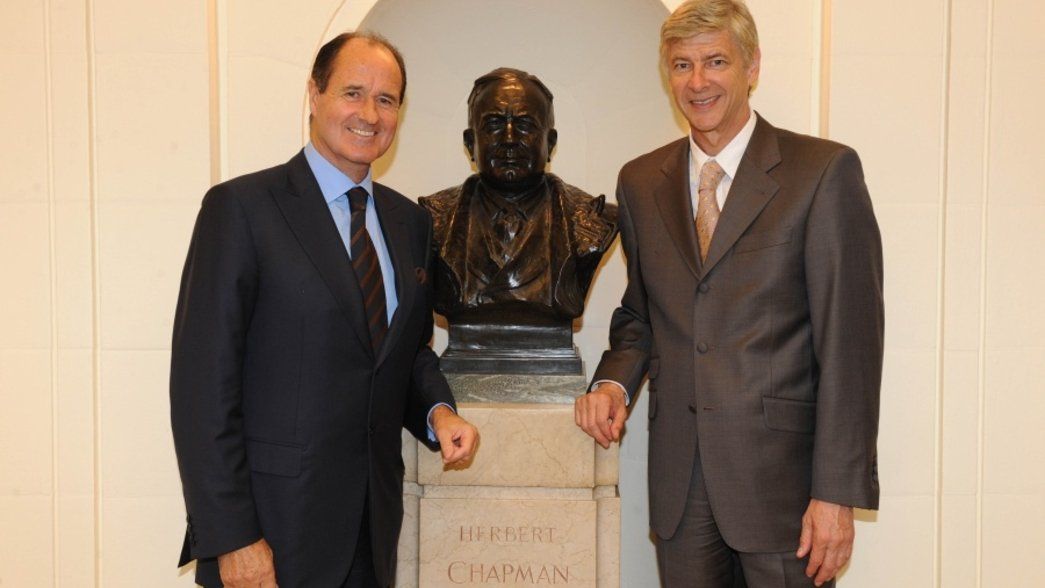 George Graham, Arsène Wenger and the Herbert Chapman bust at Highbury