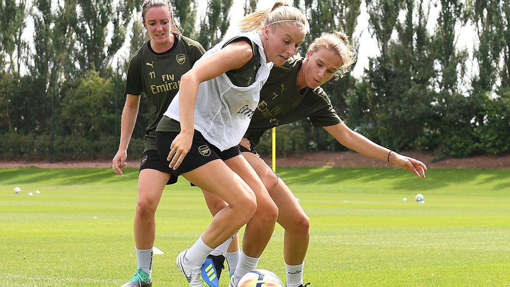 Williamson shields the ball in training 