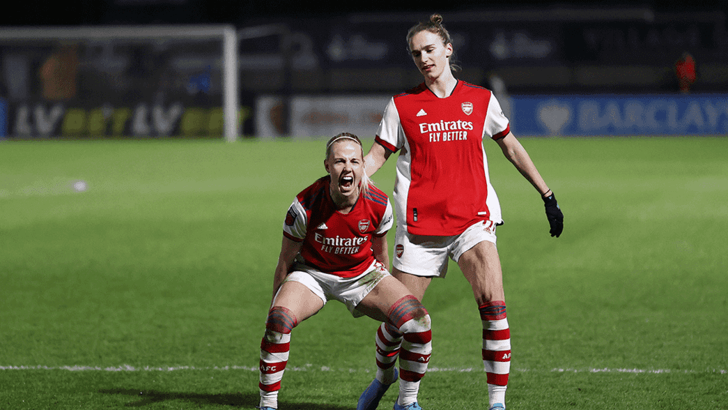 Beth Mead and Vivianne Miedema celebrating