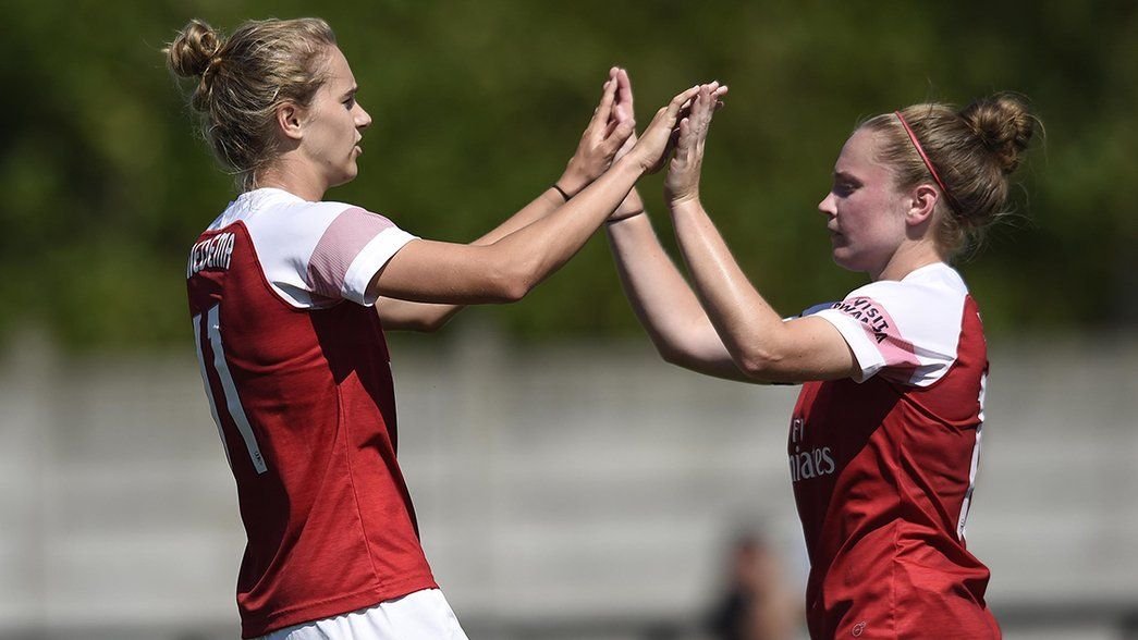 Miedema celebrates her opener with Little
