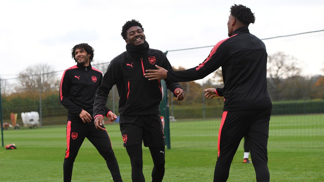 Arsenal train before flying to Cologne
