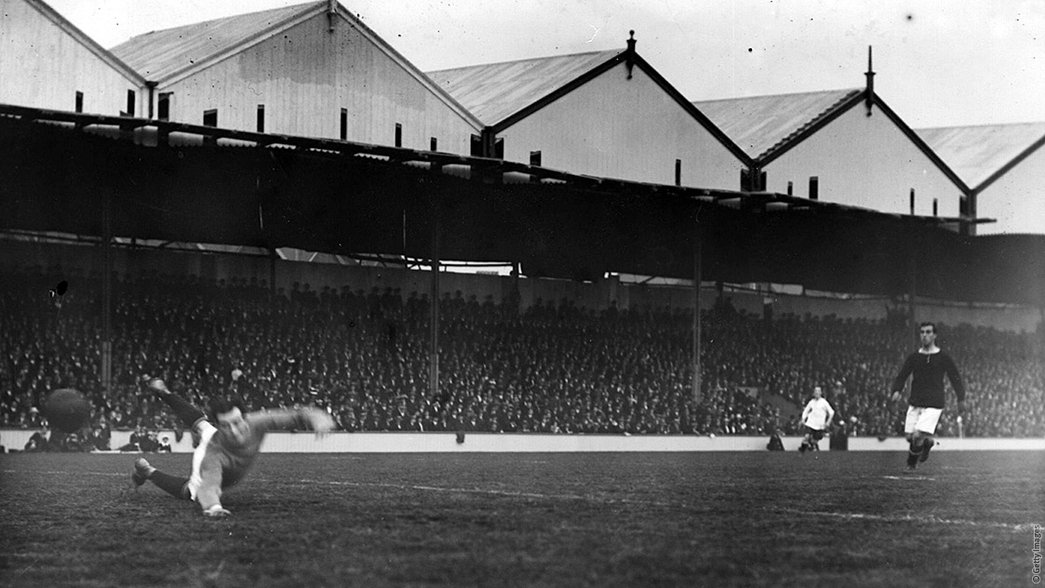Arsenal at Highbury in 1913