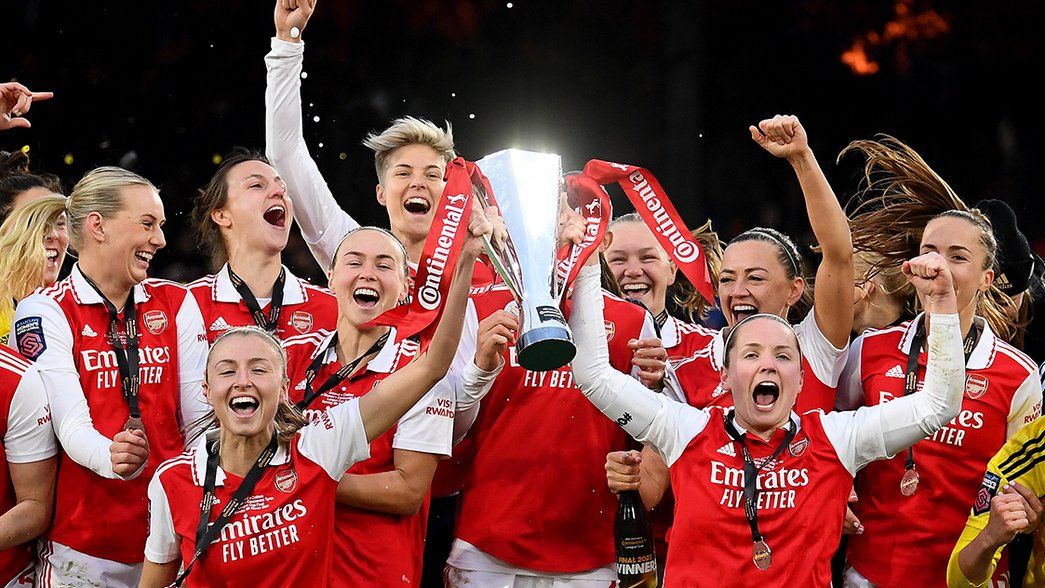 Arsenal lift the Conti Cup trophy
