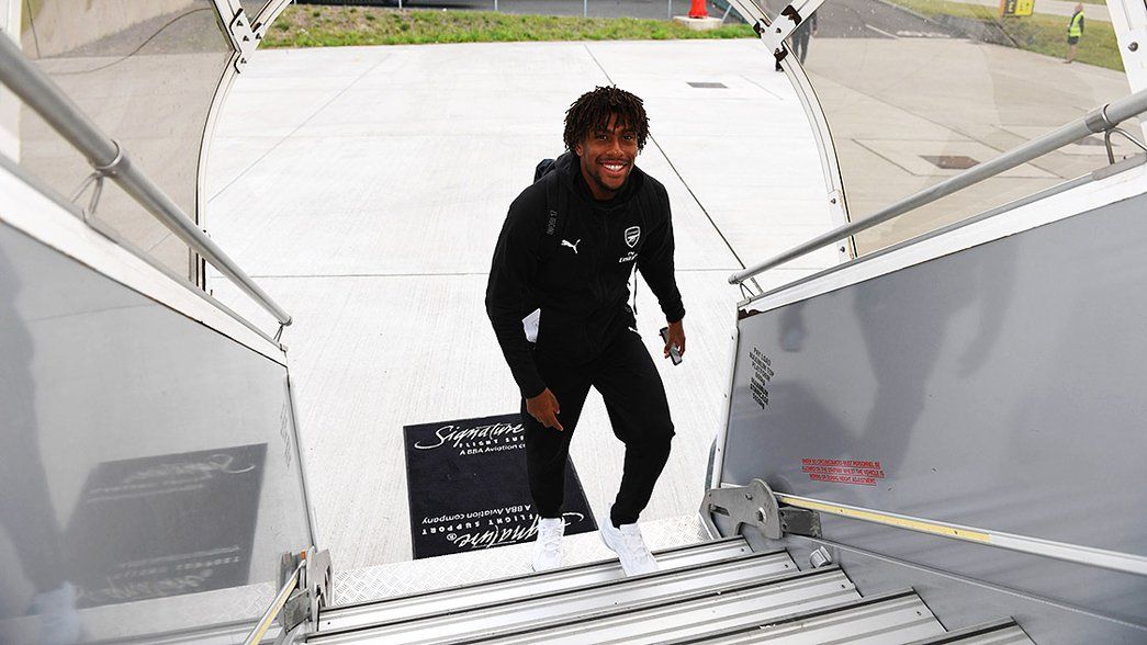 Pictures: The boys board the plane to Baku