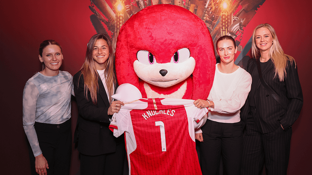 Arsenal Women on the red carpet with Knuckles