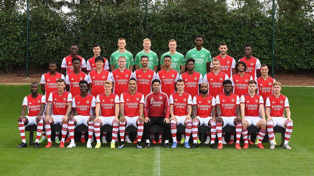 The Arsenal squad photo 2021/22