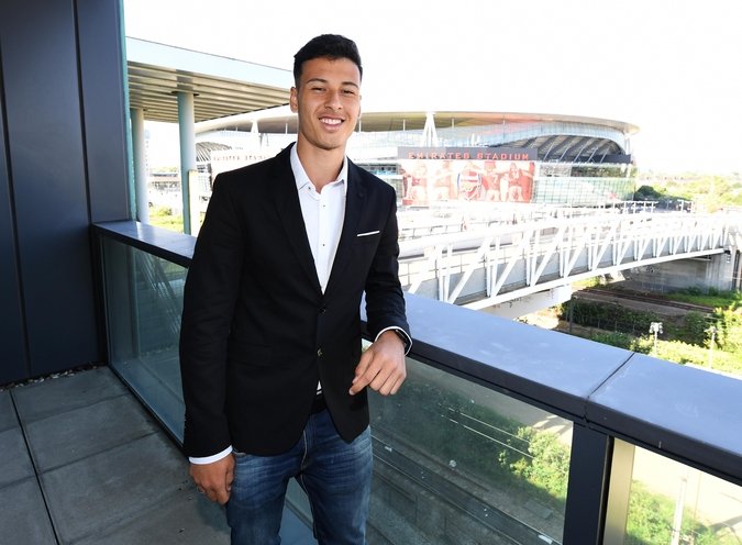Official: Gabriel Martinelli Joins Arsenal Martinelli%201%20190627PAFC